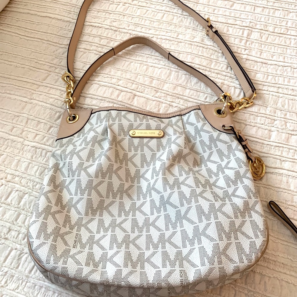 Michael Kors Crossbody convertible strap